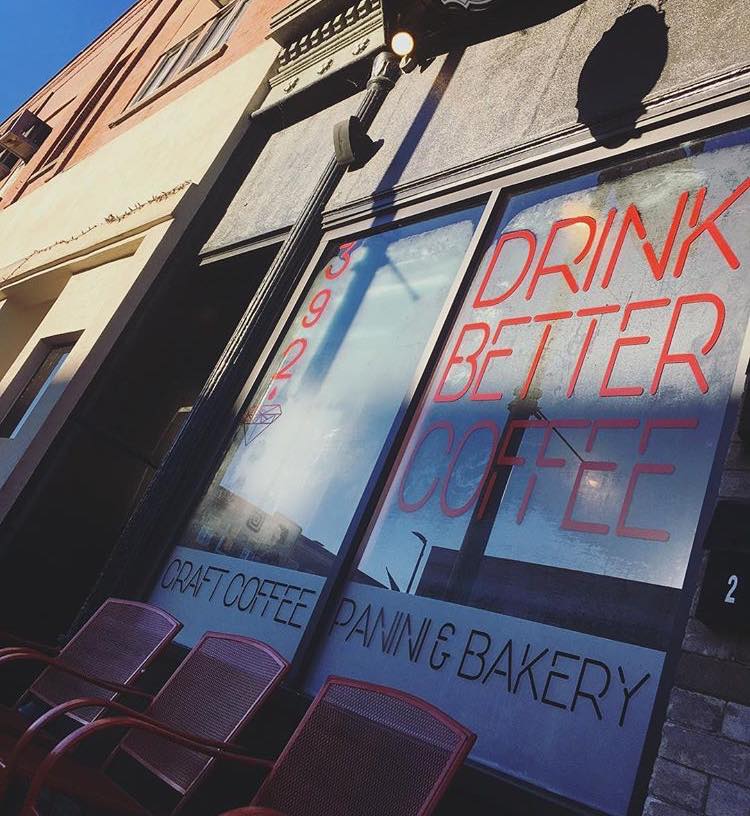 Coffee Art Competition Adorns 392 Caffe Quad Cities >