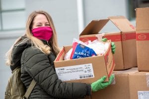 Quad-Cities' River Bend Foodbank Seeing Record Demand Since Pandemic