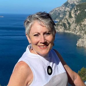 Bettendorf Artist/Gallery Owner and Q-C Students Share Thrills of Italy Trip