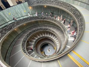 Bettendorf Artist/Gallery Owner and Q-C Students Share Thrills of Italy Trip