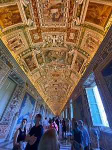 Bettendorf Artist/Gallery Owner and Q-C Students Share Thrills of Italy Trip