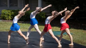 Ballet Quad Cities Starts 25th Anniversary Season With Outdoor Outing Club Show