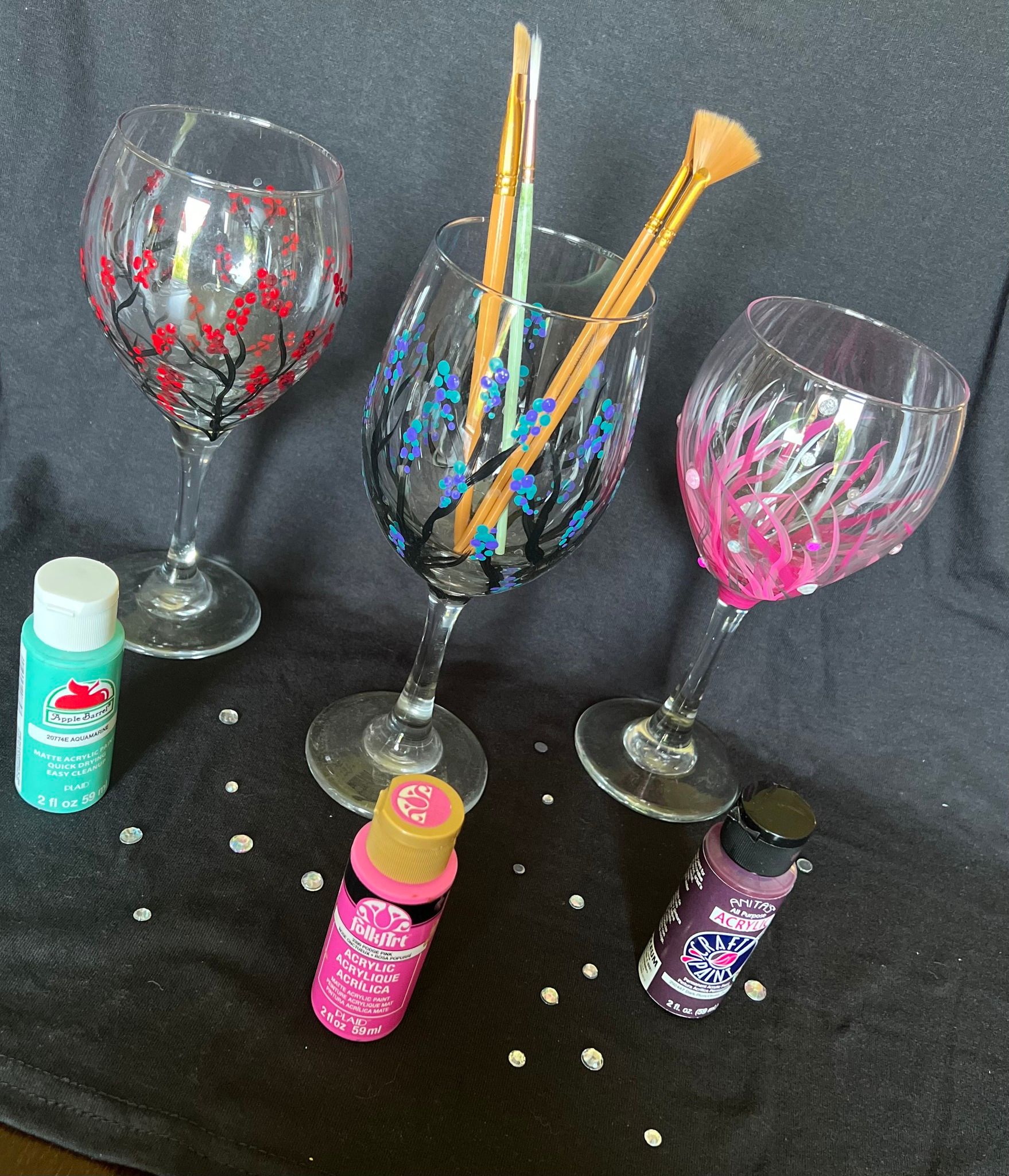 Like Wine? Like Painting? Sit And Sip At Iowa's The Ridge Tonight