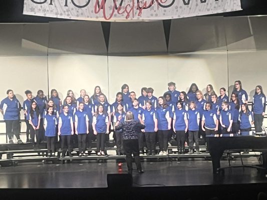 Davenport's Williams Junior High Chorus Hits High Notes