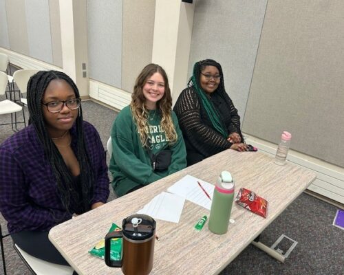 Davenport School Teams Participate In Iowa Battle Of The Books Competition