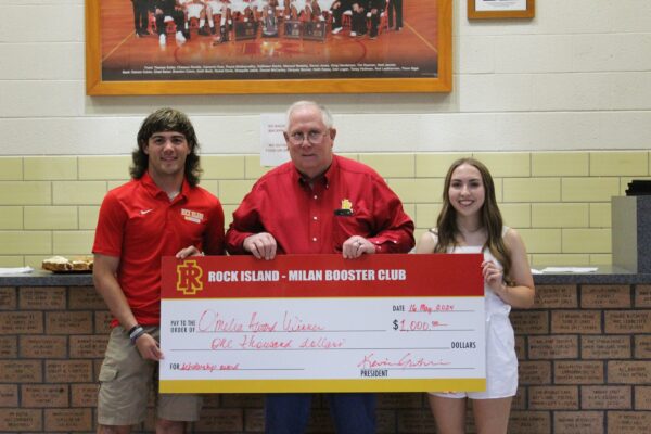 Rock Island High School Students Win Scholarships