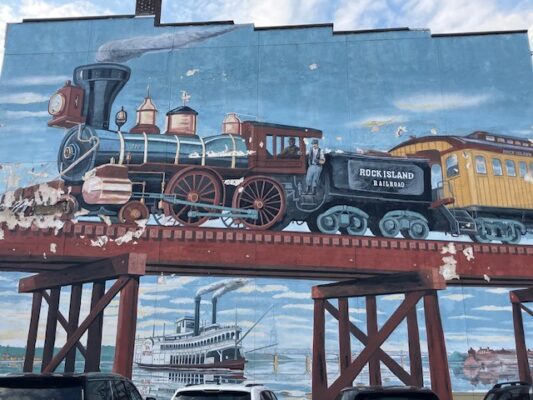 Rock Island Artist William Gustafson Picked to Paint New Mural for Bettendorf