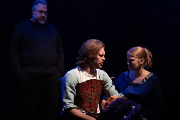 REVIEW: New “To Leer At Lear” a Delicious Whopper of a Parody at Moline's Black Box