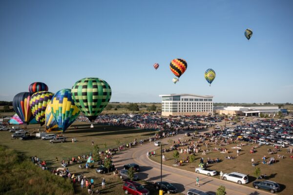 Quad Cities Balloon Fest Flying Into Davenport's Rhythm City Casino Field Aug. 8-9