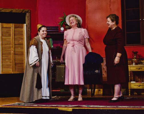 REVIEW: Moline’s Playcrafters Presents Gripping, Confounding Murder Mystery