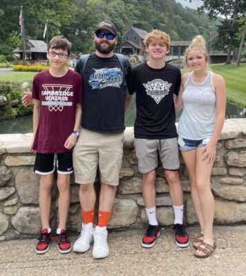 Chuck Odeen (second from left), with his daughter Taylor (right) and two of her friends.